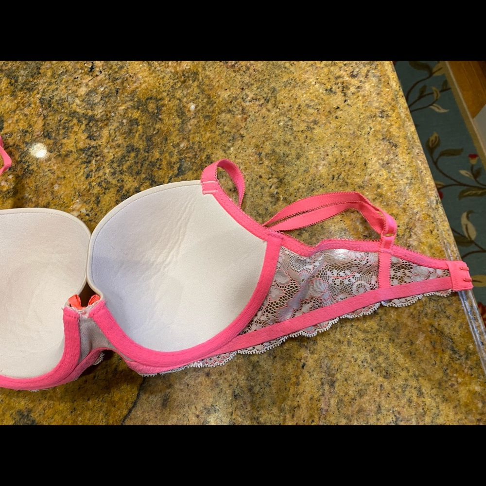Sexy Victoria Secret Lined Demi Cream and Pink Spring Colors 32D - Picture 11 of 13